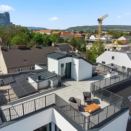 1 Min To Public Transport - 3 Min To Supermarket And Pharmacy - On-Site Parking For 19,90 Eur Vienna Exterior photo